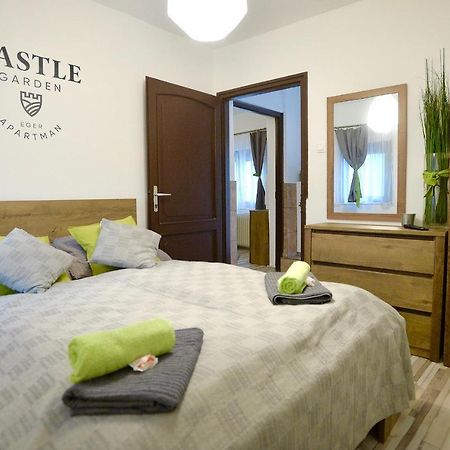 Castle Garden Apartman Eger Exterior photo